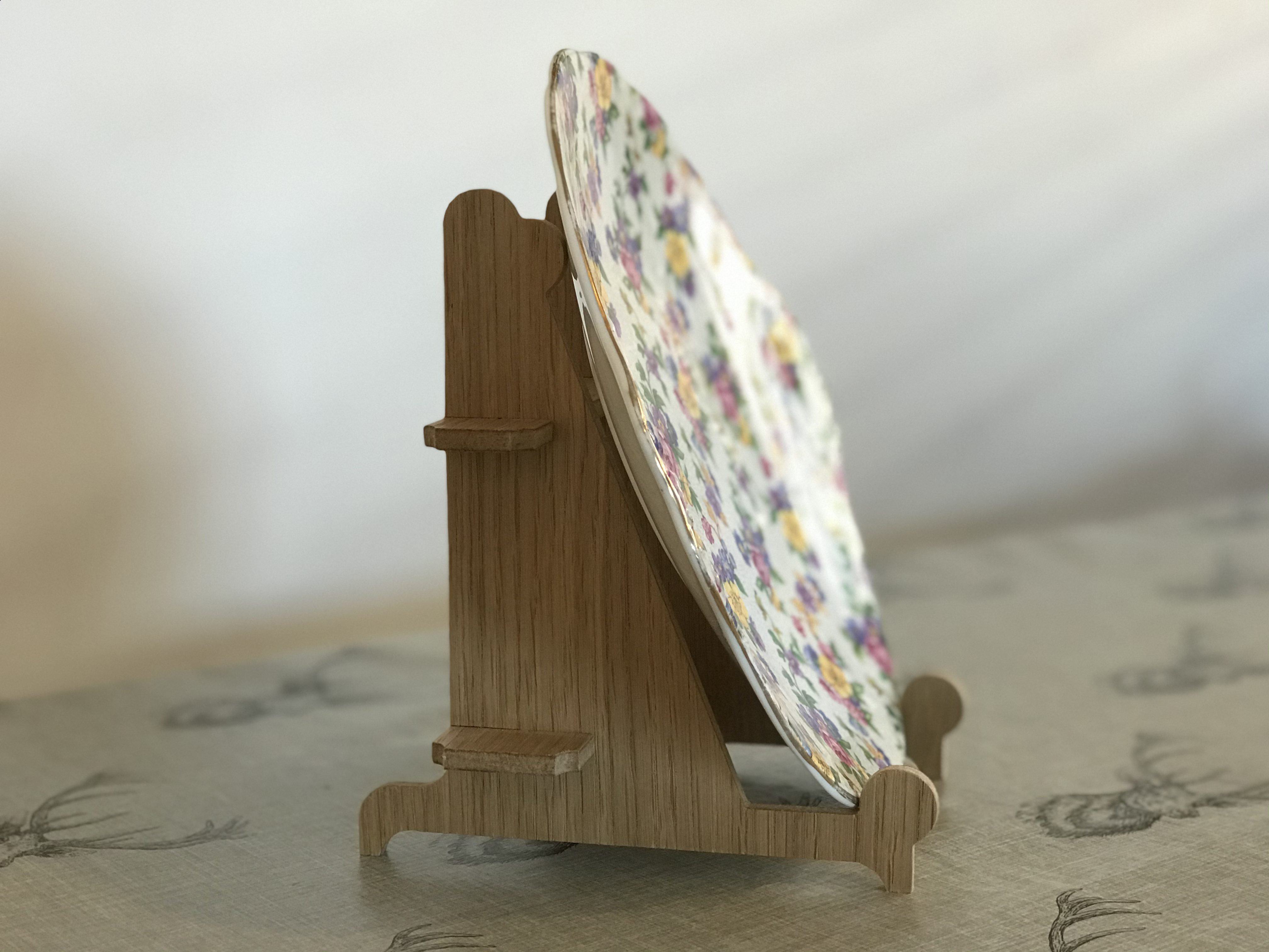 Wooden Plate Stand in Oak Veneer Ashbrook Woodcraft