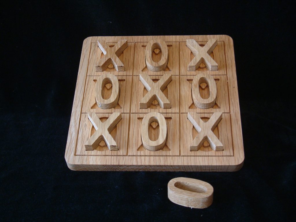 Solid Oak Naughts and Crosses Board Game. Ashbrook Woodcraft