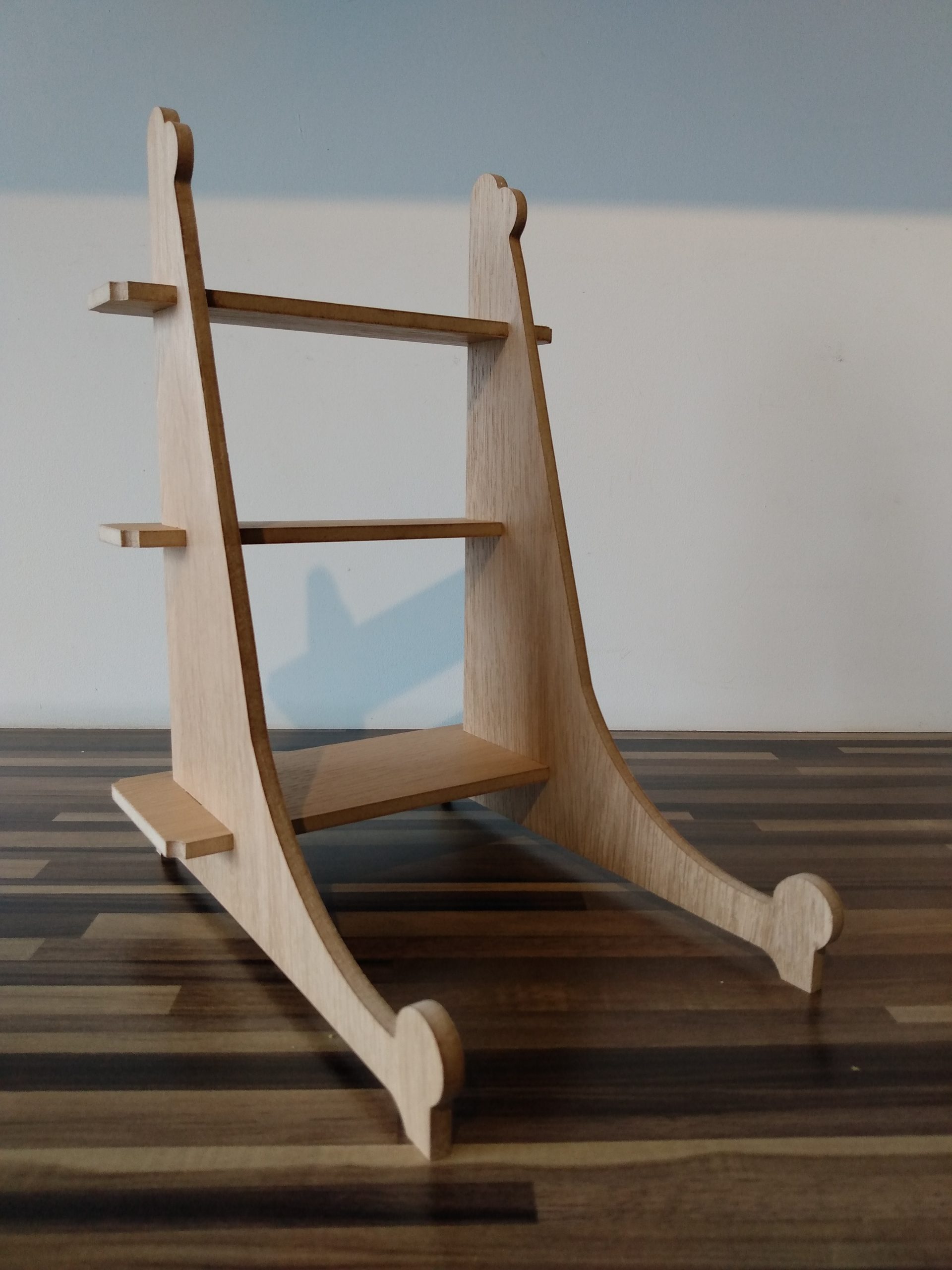 Extra Large Dish Stand Ashbrook Woodcraft